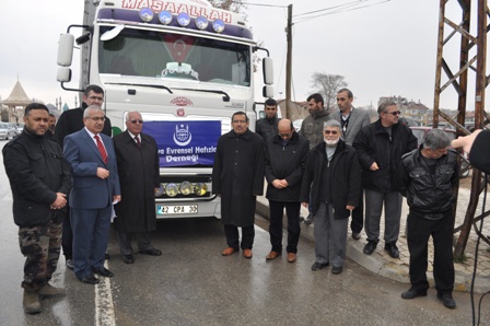 Suriye’ye hafızlardan yardım tırı