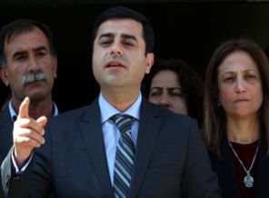 Başbakan'a komplo yapmayız!