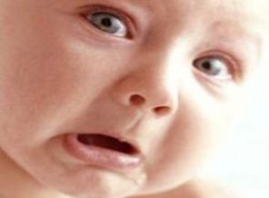 Neden ağladıkları yüzlerinden anlaşılabiliyor