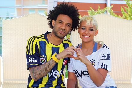 Light Baroni karısının soyismini almış