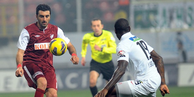 Manisa'da Elazığ güldü