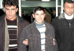 Staj gördüğü işyerini kundakladı