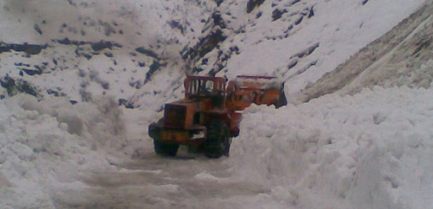 Doğu'da 138 köy yolu ulaşıma kapalı