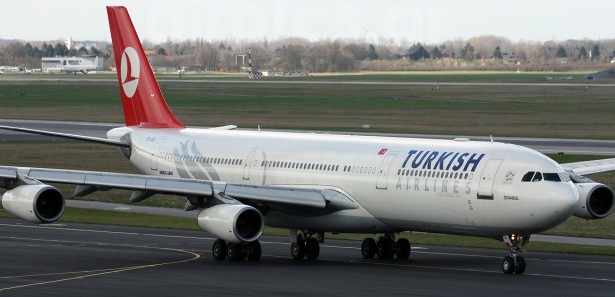 THY uçağı Vietnam'da arızalandı