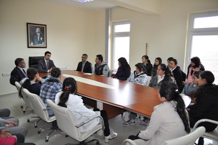 Liselilerden Kocabey'e ziyaret