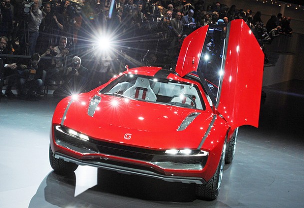 Son model otomobiller görüceye çıktı