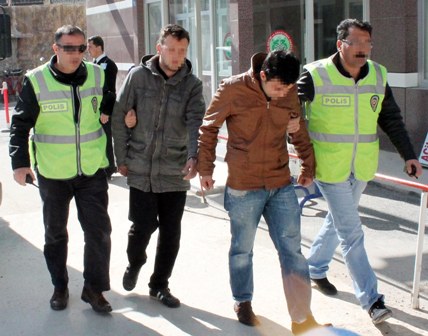 Hırsızdan kamera da kurtaramadı