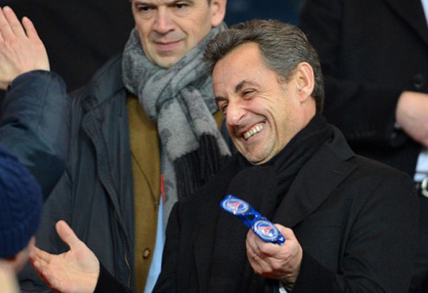 Sarkozy siyasete dönebilir