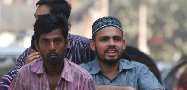 Dakka'da polis göstericilerle çatıştı