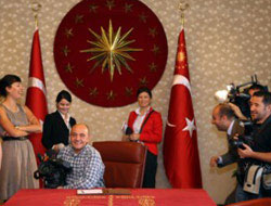 Köşk önce gazetecilere açıldı