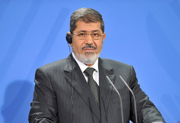 Mursi'nin seçim kararı iptal edildi