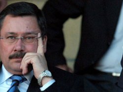 Melih Gökçek yangının faturasını itfaiye müdürüne kesti