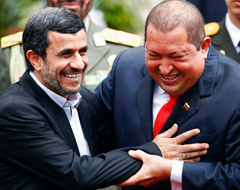 Ahmedinejad Venezuela'ya gitti