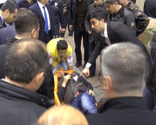 Fatih'te 2 genç kız rehin alındı TIKLA İZLE