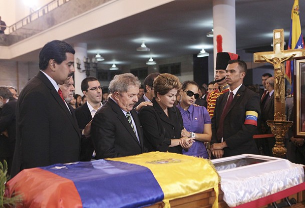 Chavez'in naaşı mumyalanacak