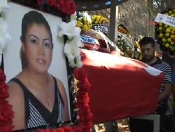 Öğretmenini öldüren öğrenciye 20 yıl hapis