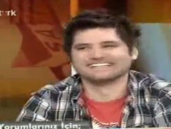 Ceyhun Fersoy'un Mahsun Kırmızıgül taklidi güldürdü