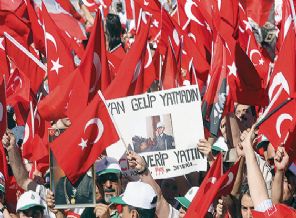 Cumhuriyet mitingleri sivil değilmiş