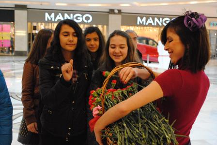 Kentplaza’da, kadına şiddete dur dediler