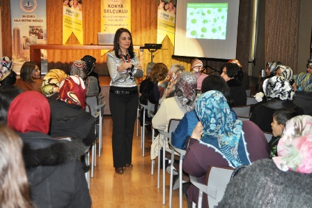 Selçuklu HEM'den kadınlara meme kanseri semineri