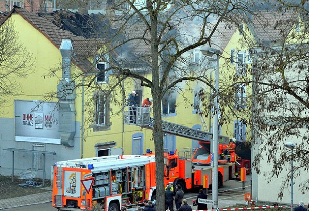 Elektrik kaçağı ev sahibine bildirilmiş