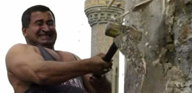 Saddam heykelini yıktığına bin pişman!