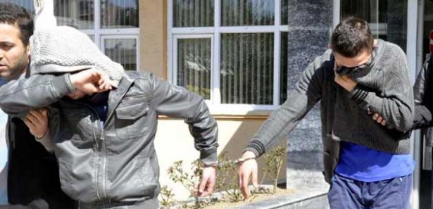 Bakır kablo hırsızları yakalandı