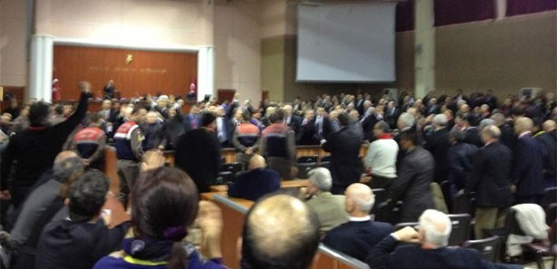 Ergenekon davasında tablet gerilimi