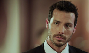 Yağmurdan Kaçarken YAKINDA