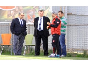 Başkan Ahmet Şan'dan takıma moral ziyareti