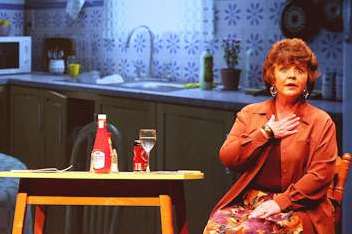 Shirley Valentine Konya'da sahneleniyor