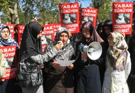 Başörtüsüne çift cümleyle çözüm