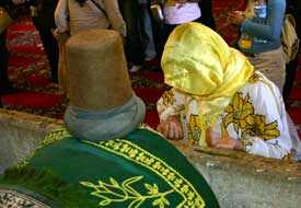 Mevlana Treni Karaman’daydı