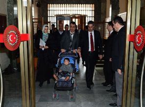 Meclis'te 'halk günü' başladı