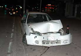 Kaygan zeminde yoldan çıktı