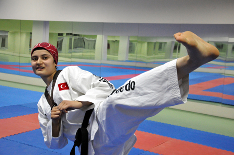 Dürdane, Milli Takım'da