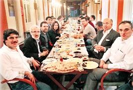 Ahmet Hakan 'eski mahalle'sindeydi