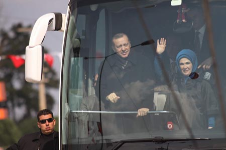Başbakan: Güzel günler göreceğiz