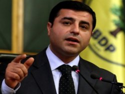BDP heyeti İmralı'ya gitti