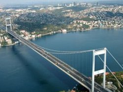 Köprüden atladı ölmedi