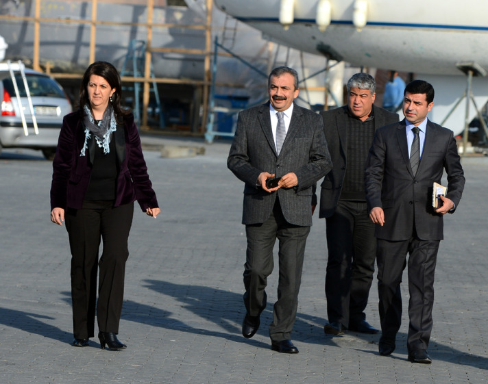 3. BDP heyeti Öcalan'ın mesajını açıkladı VİDEO