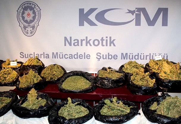 Ankara'da 1 ton esrar ele geçirildi