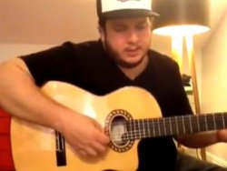 Şahan Gökbakar'dan türkü performansı TIKLA İZLE