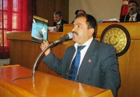 Davetiye krizi mecliste konuşuldu
