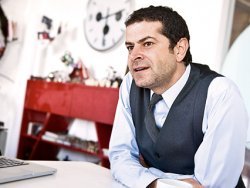 Özdemir'den duygusal Türkiye tarihi TIKLA İZLE