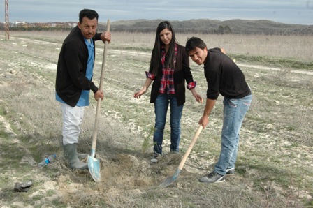 Karapınar'da 600 fidan toprakla buluştu