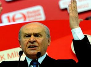 Bahçeli'den Nevruz açıklaması: Diyarbakır'daki Nevruz'u tanımıyoruz