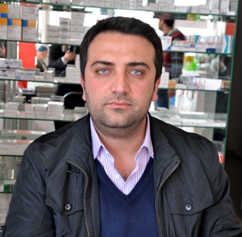 Eczacı kalfasına ''muayene ücreti'' dayağı