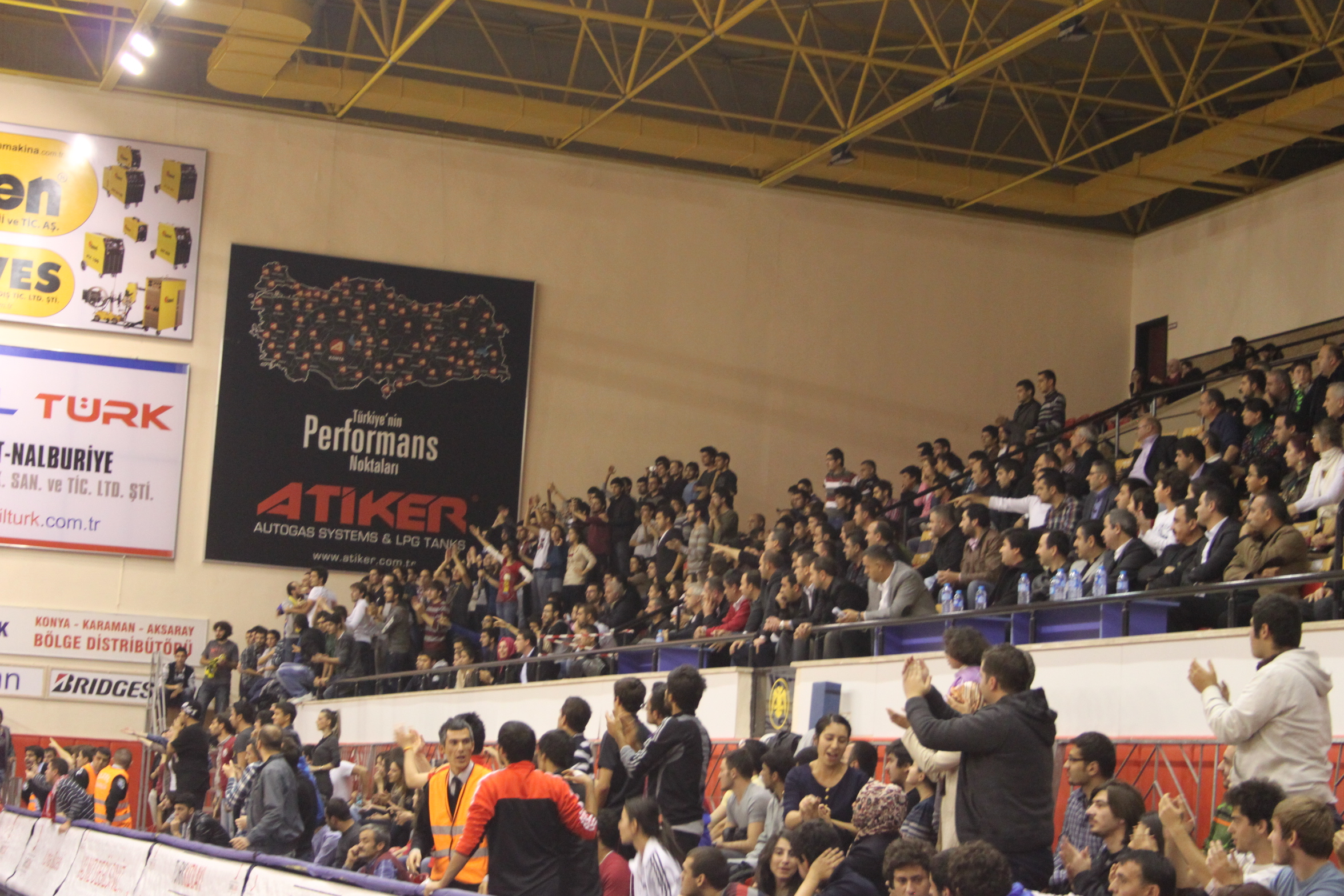 Üniversite yalnız kalmayacak