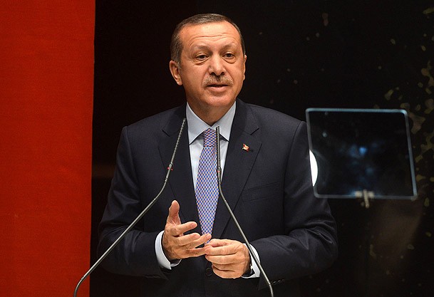 Bu saldırılarla geri adım atacak bir parti değiliz